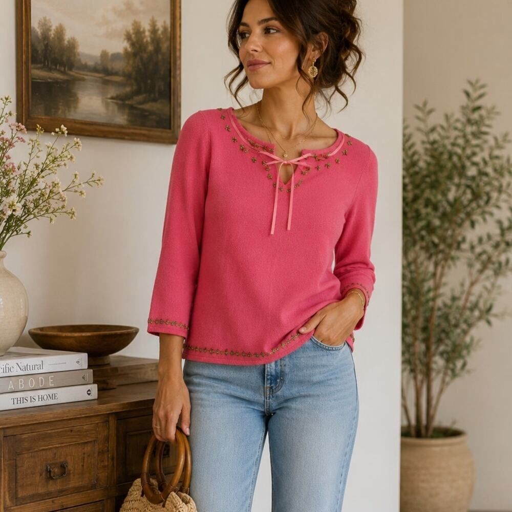 Adorable vintage Oscar de la Renta knit top Size XS